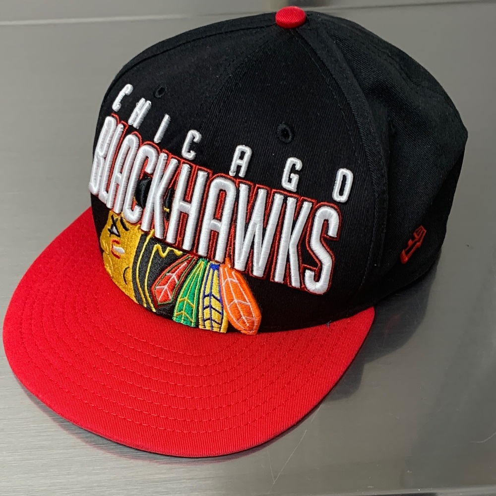 New Era Chicago Blackhawks Black and Red Cap